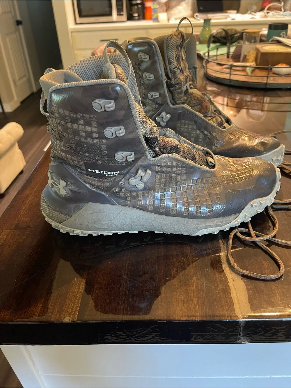 Under Armour Men's HOVR Dawn Waterproof 2.0 Boots